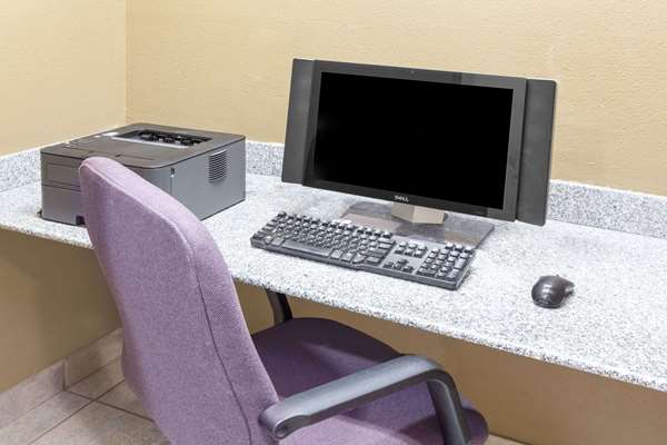 Conference Area - Baymont Inn & Suites Fort Wayne - I-69, Exit 316