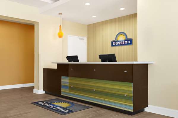  - Days Inn Victoria