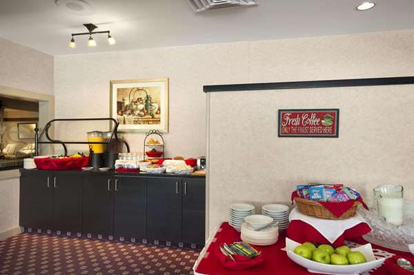  - Ramada Inn Trenton