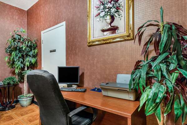 Conference Area - Super 8 Motel I-10 San Antonio - I-10, Exit 580