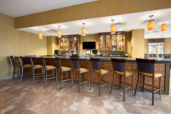 Bar - Wingate by Wyndham Hotel Seminole