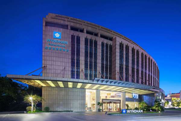 On-Site,Outdoor/Exterior,Exterior View of Building