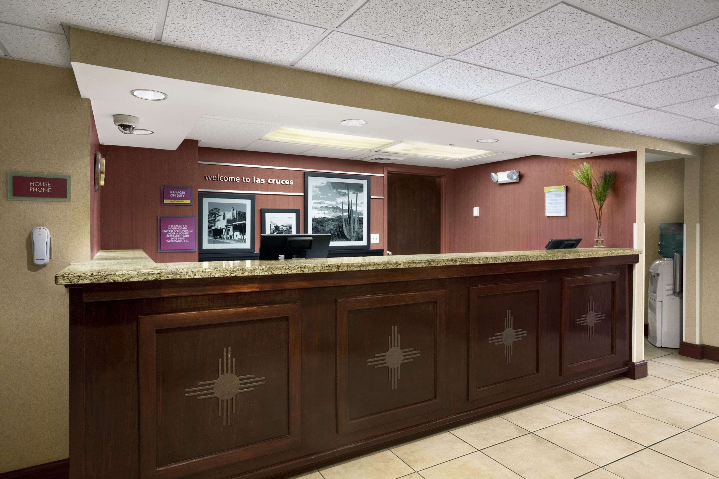 Lobby | Days Inn by Wyndham Las Cruces