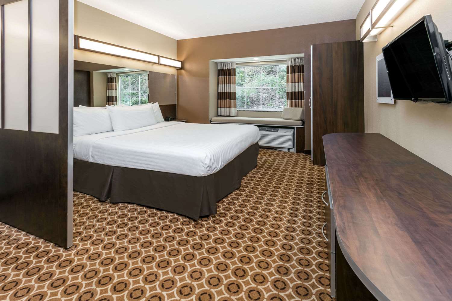 Microtel Inn Suites By Wyndham Steubenville Oh - See Discounts