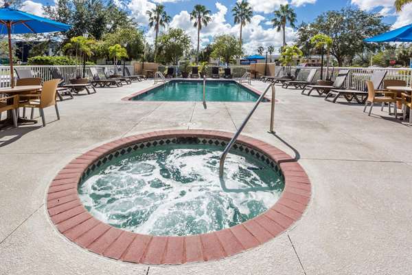 Pool - Baymont Inn & Suites Fort Myers - I-75, Exit 131