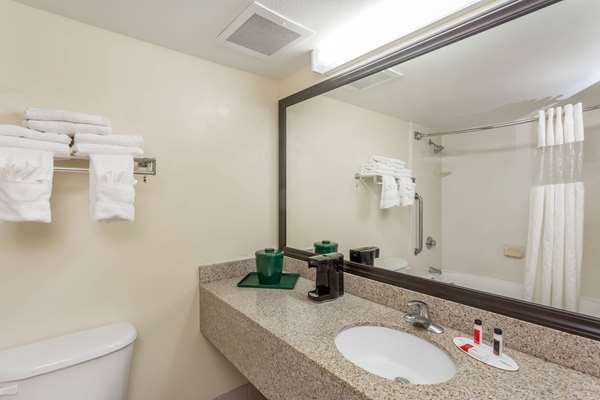  - Baymont Inn & Suites Fort Myers - I-75, Exit 131