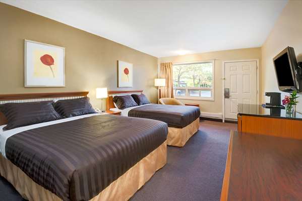  - Howard Johnson Inn Lindsay