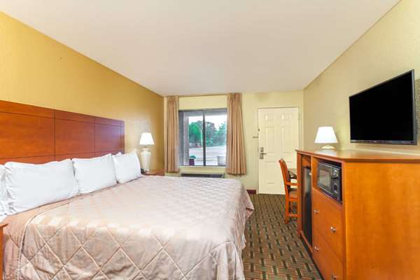  - Days Inn Lebanon - I-40, Exit 238