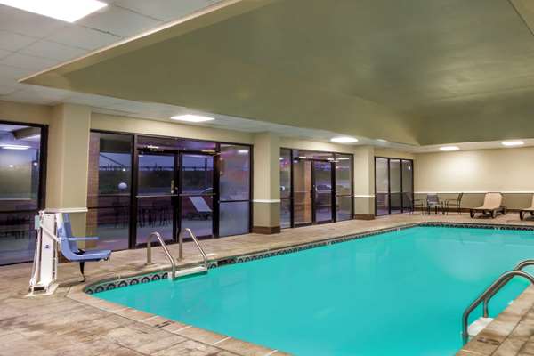 Pool - Days Inn Lebanon - I-40, Exit 238