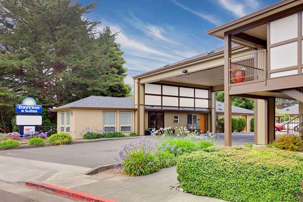 Exterior view - Days Inn & Suites Arcata