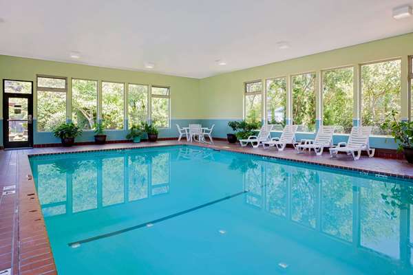 Pool - Days Inn & Suites Arcata