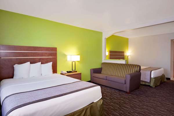 Suite - Days Inn & Suites Arcata