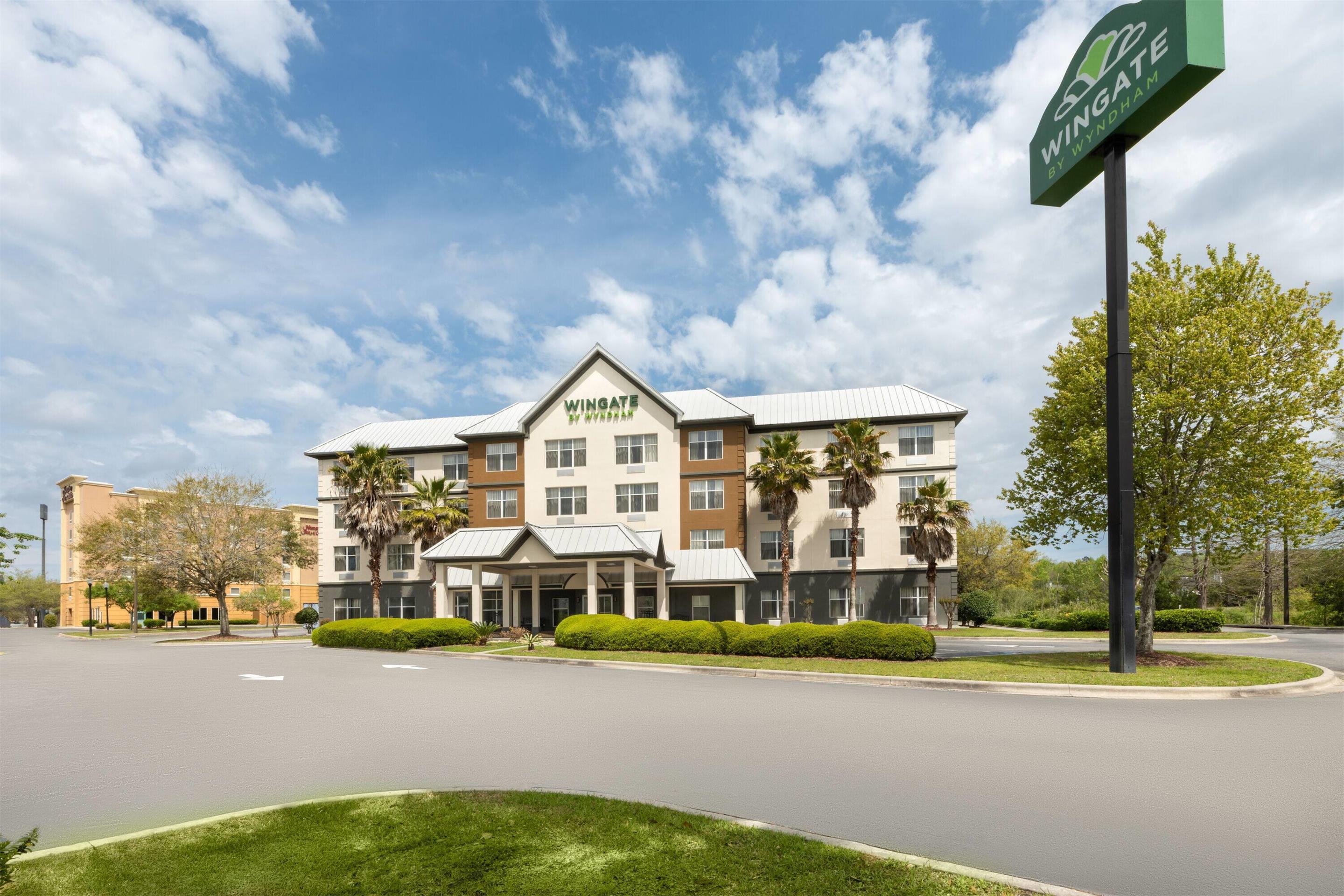 Exterior | Wingate by Wyndham Savannah Gateway