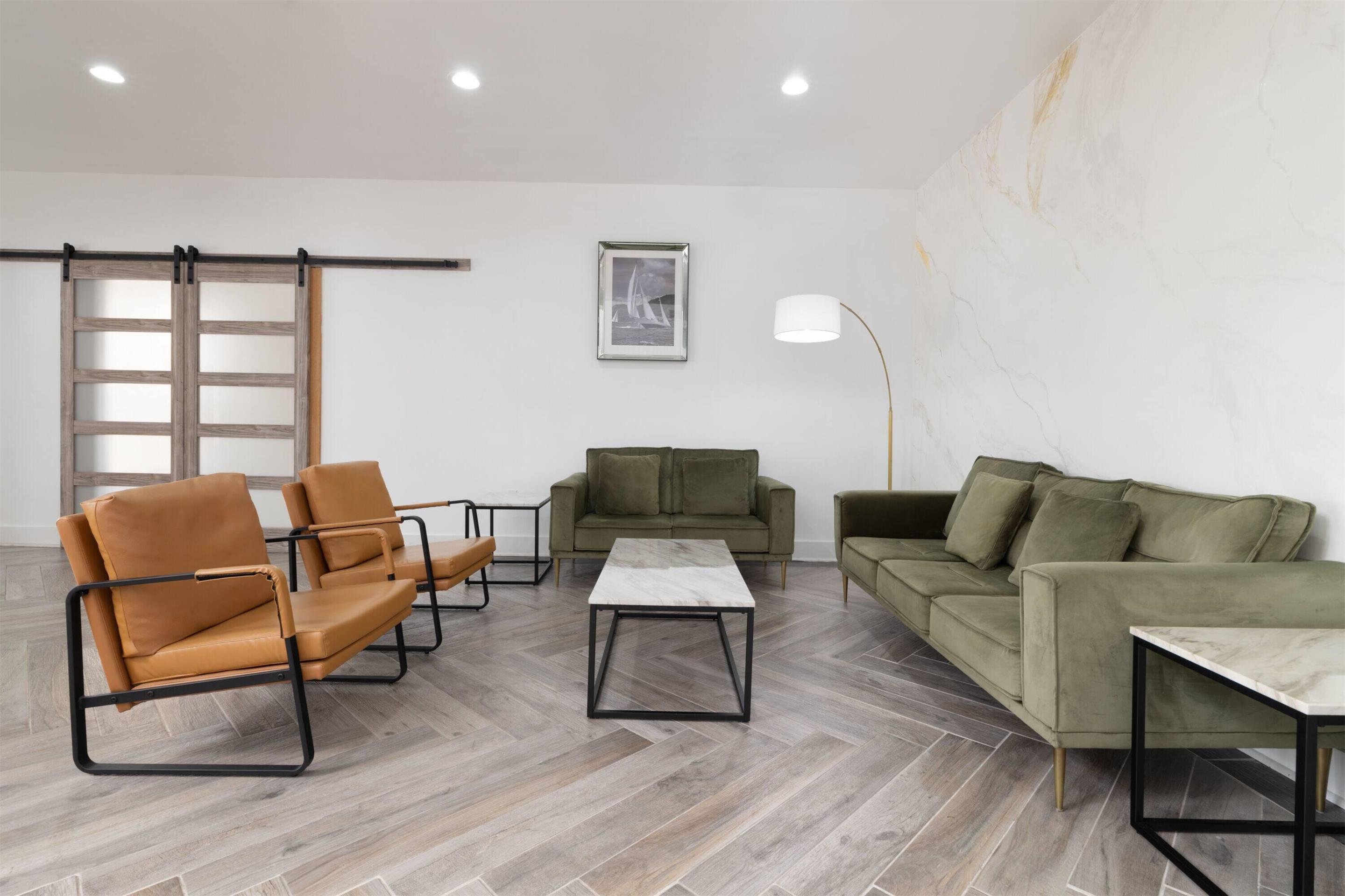 Lobby | Wingate by Wyndham Savannah Gateway