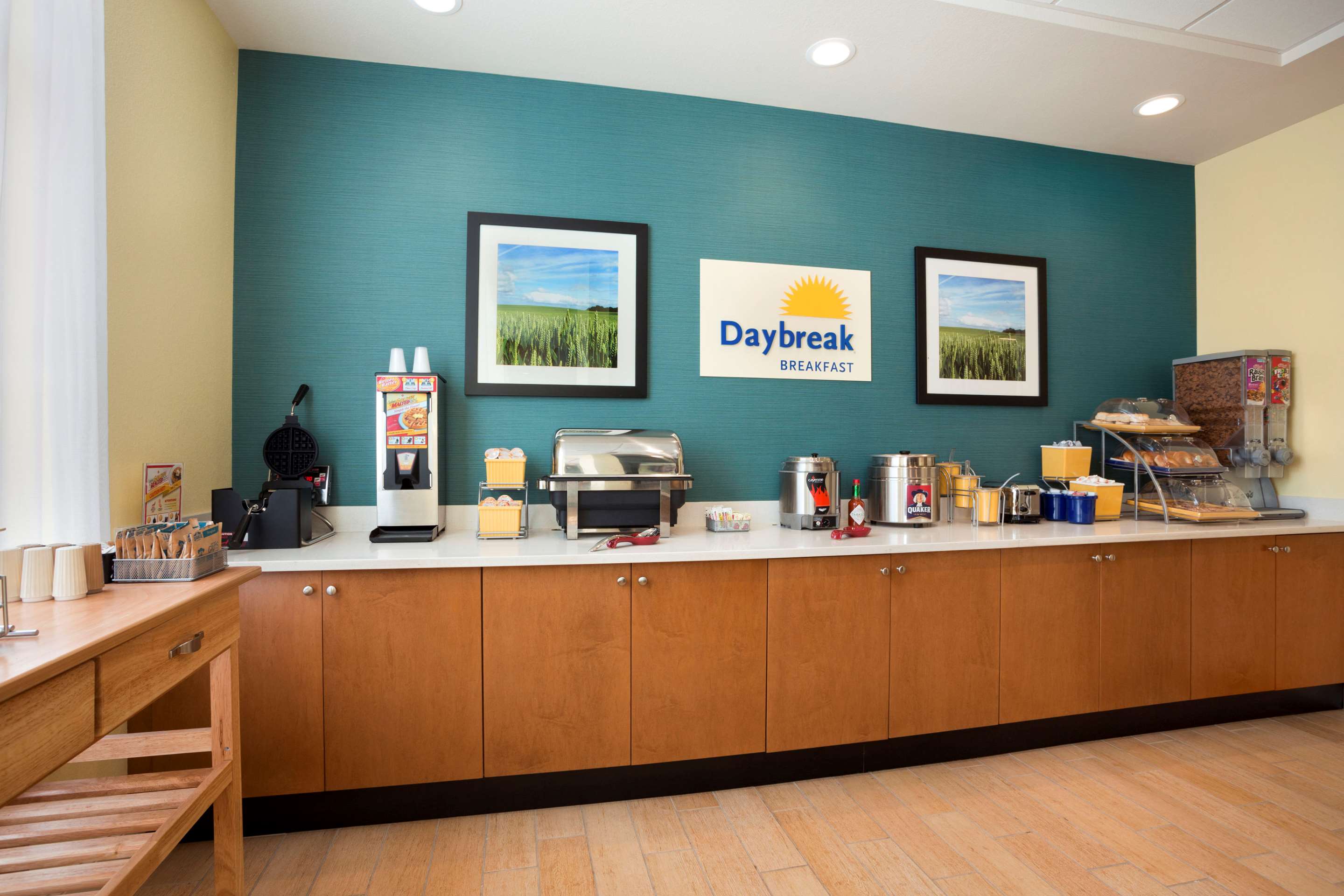 Restaurant | Days Inn & Suites by Wyndham Caldwell