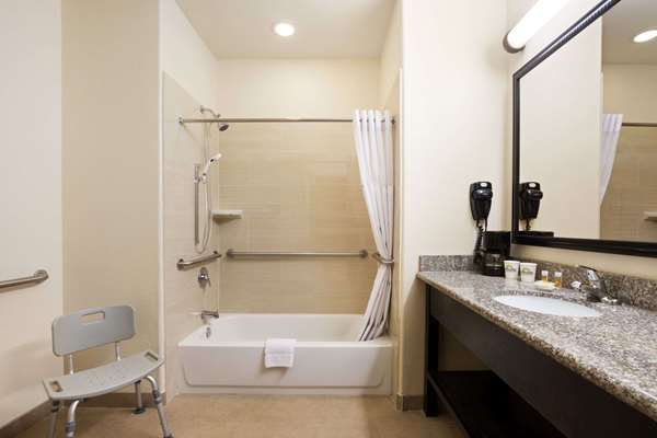  - Days Inn & Suites Galveston