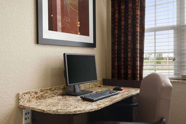 Conference Area - Microtel Inn by Wyndham Cotulla - I-35, Exit 67