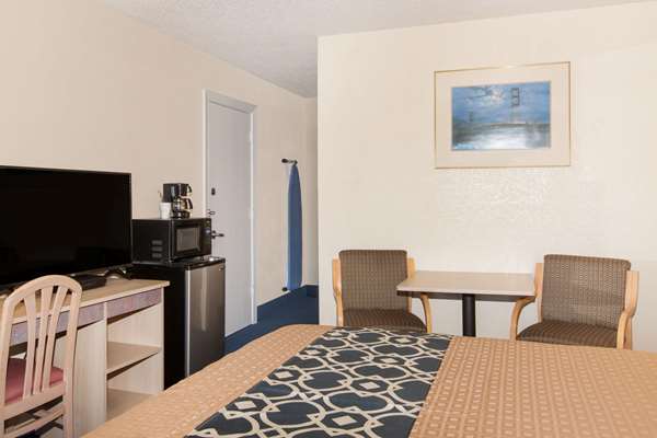  - Travelodge Los Banos
