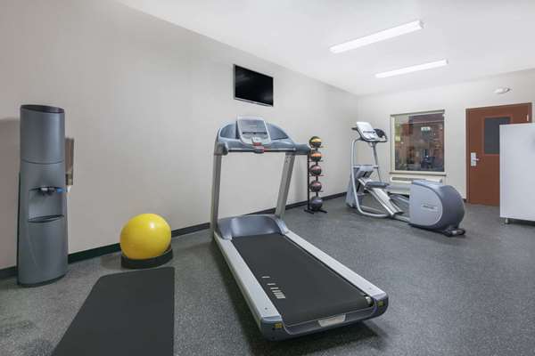 Fitness/ Exercise Room - Days Inn Dilley