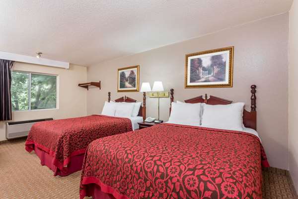  - Days Inn & Suites Kaukauna