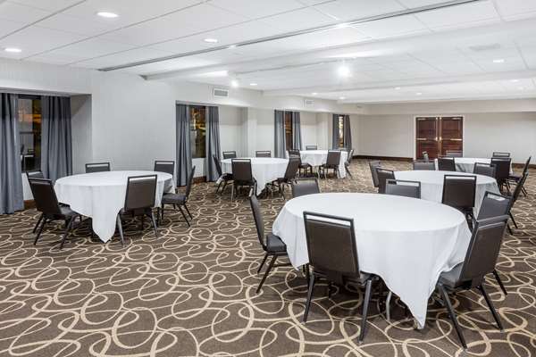  - Wingate by Wyndham Hotel High Point