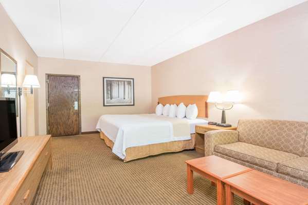  - Days Inn Duluth - I-35, Exit 259
