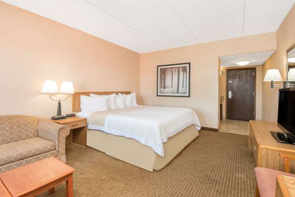  - Days Inn Duluth - I-35, Exit 259