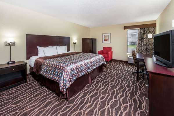  - Days Inn & Suites Casey - I-70, Exit 129