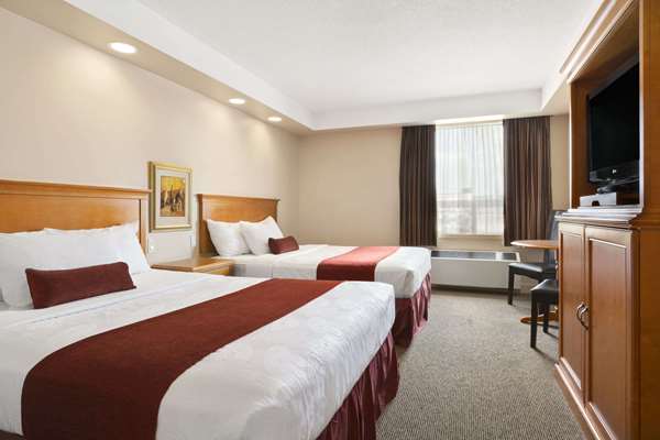  - Travelodge Inn & Suites Spruce Grove