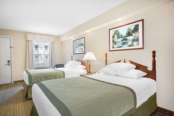  - Baymont Inn & Suites Tuscaloosa - I-20 & I-59, Exit 71