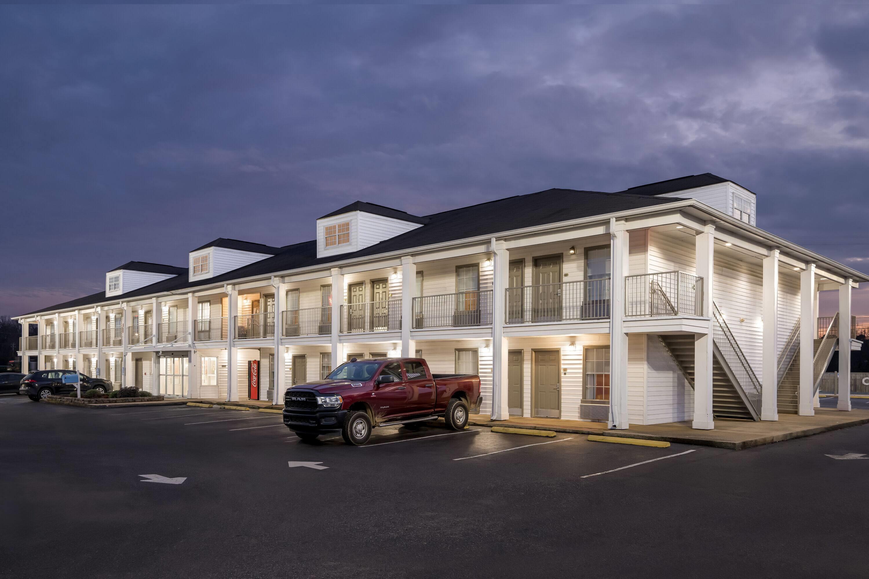 Exterior | Baymont by Wyndham Tuscaloosa