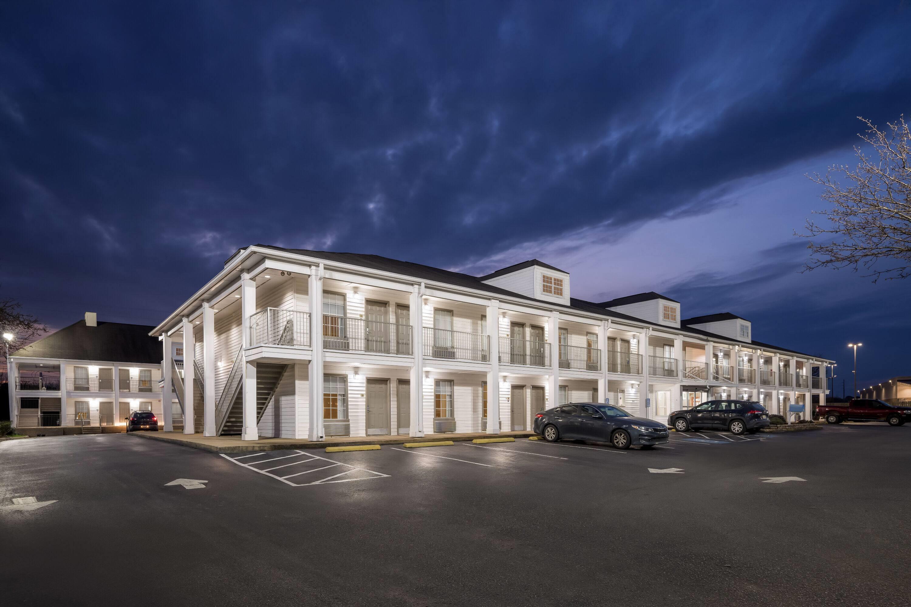 Exterior | Baymont by Wyndham Tuscaloosa