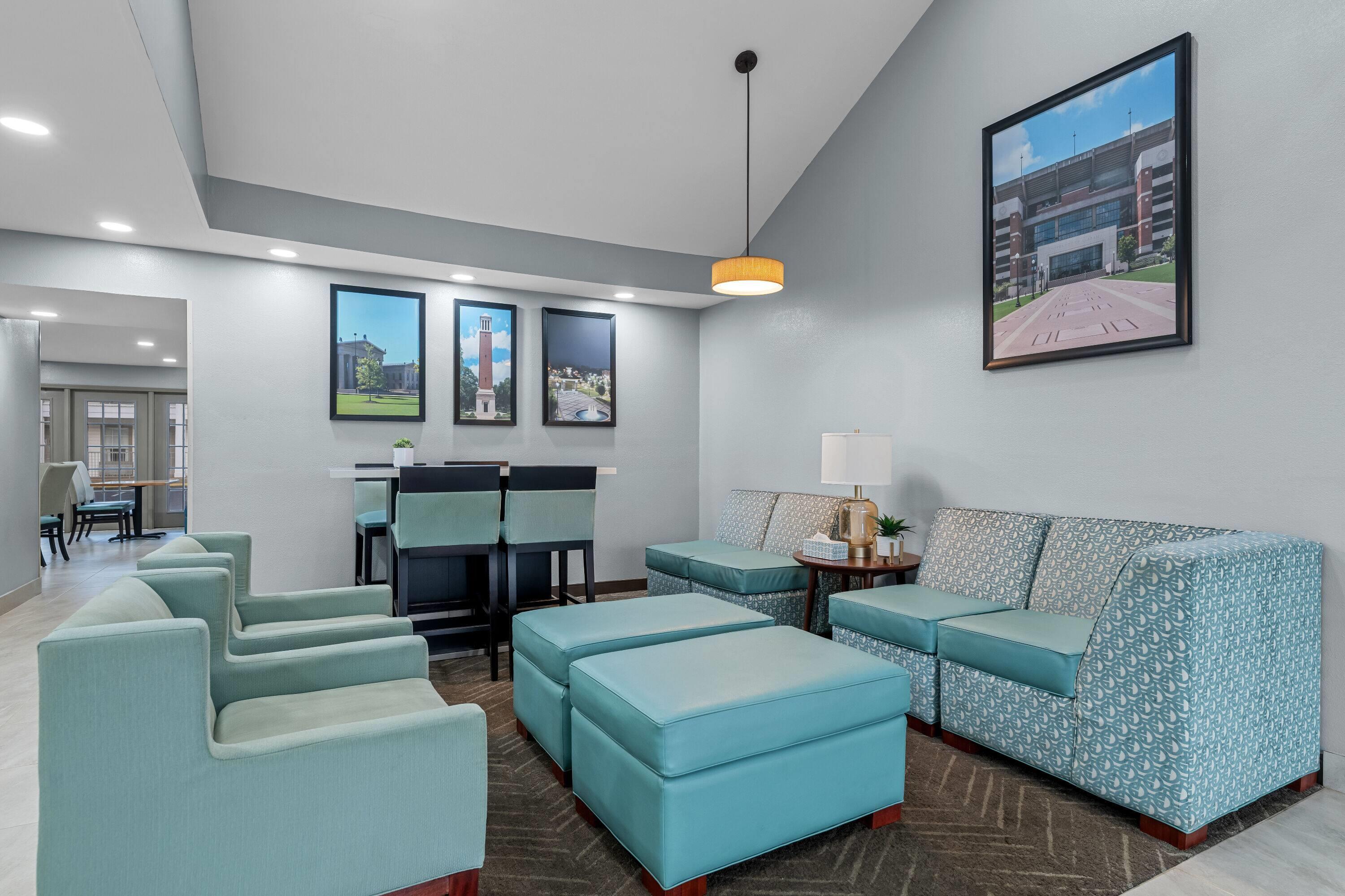 Lobby | Baymont by Wyndham Tuscaloosa