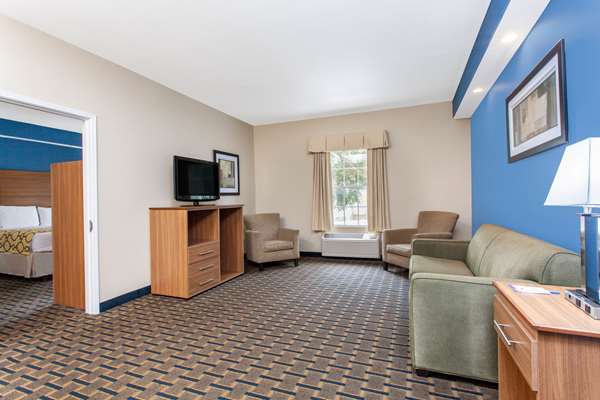  - Baymont Inn & Suites Jacksonville - I-95 Exit 344