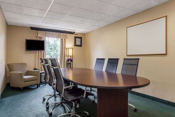  - Baymont Inn & Suites Lakeland - I-4, Exit 33