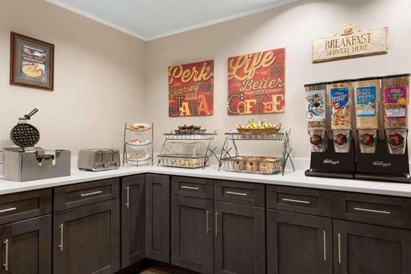 Restaurant - Baymont Inn & Suites Ormond Beach - I-95, Exit 268