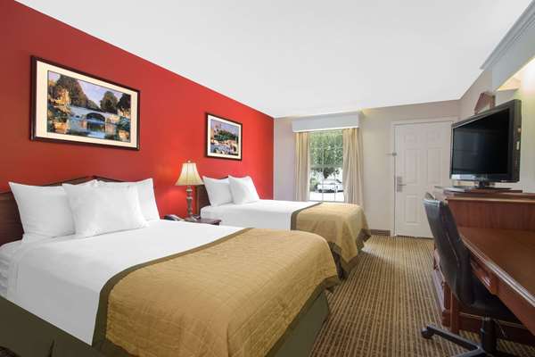  - Baymont Inn & Suites Brunswick