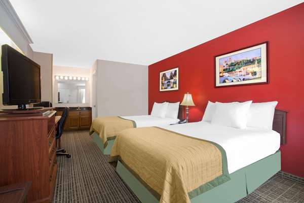  - Baymont Inn & Suites Brunswick