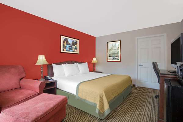  - Baymont Inn & Suites Brunswick