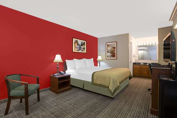  - Baymont Inn & Suites Brunswick