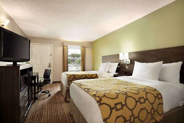  - Baymont Inn & Suites Kingsland - I-95, Exit 3