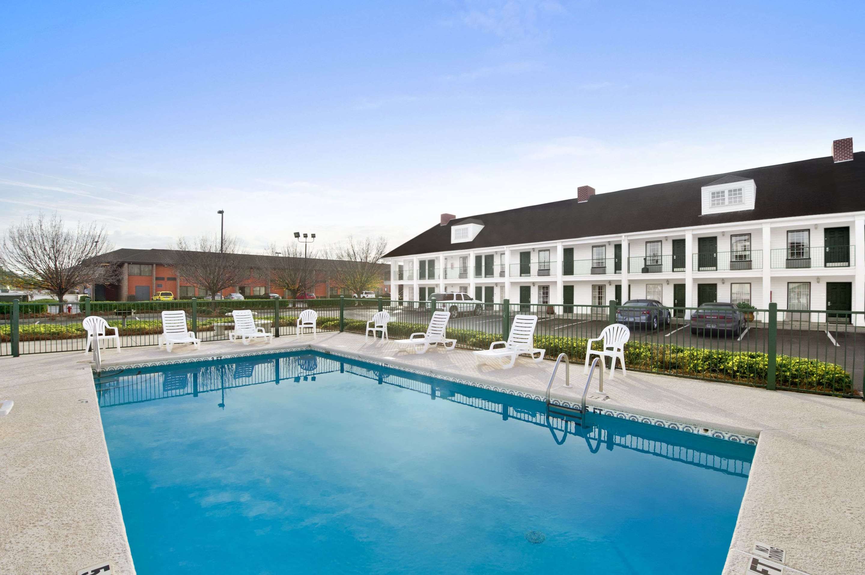 Pool | Baymont by Wyndham Warner Robins
