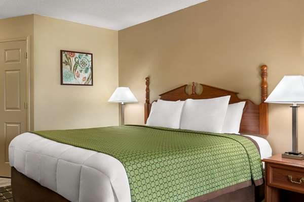  - Baymont Inn & Suites Warner Robins