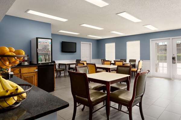  - Baymont Inn & Suites Warner Robins