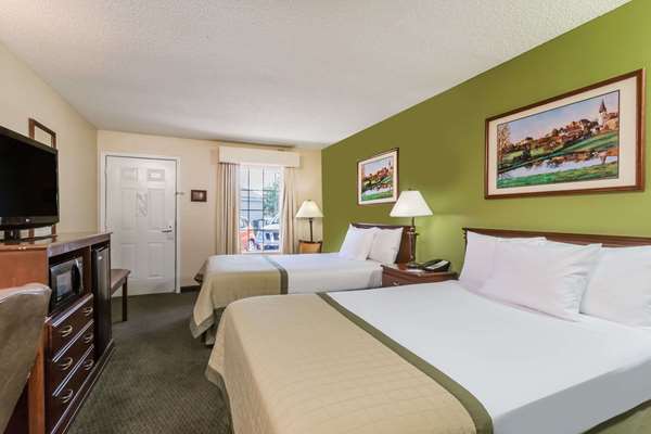  - Baymont Inn & Suites Waycross