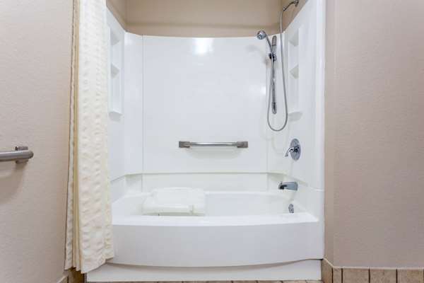  - Baymont Inn & Suites Elkhart - I-80 & I-90, Exit 92