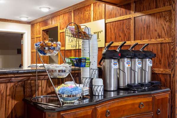  - Baymont Inn & Suites Elkhart - I-80 & I-90, Exit 92