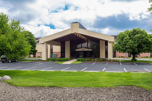 Exterior view - Baymont Inn & Suites Elkhart - I-80 & I-90, Exit 92