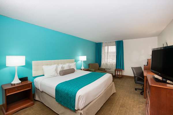  - Howard Johnson Inn Evansville