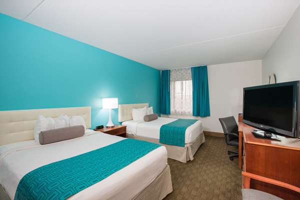  - Howard Johnson Inn Evansville